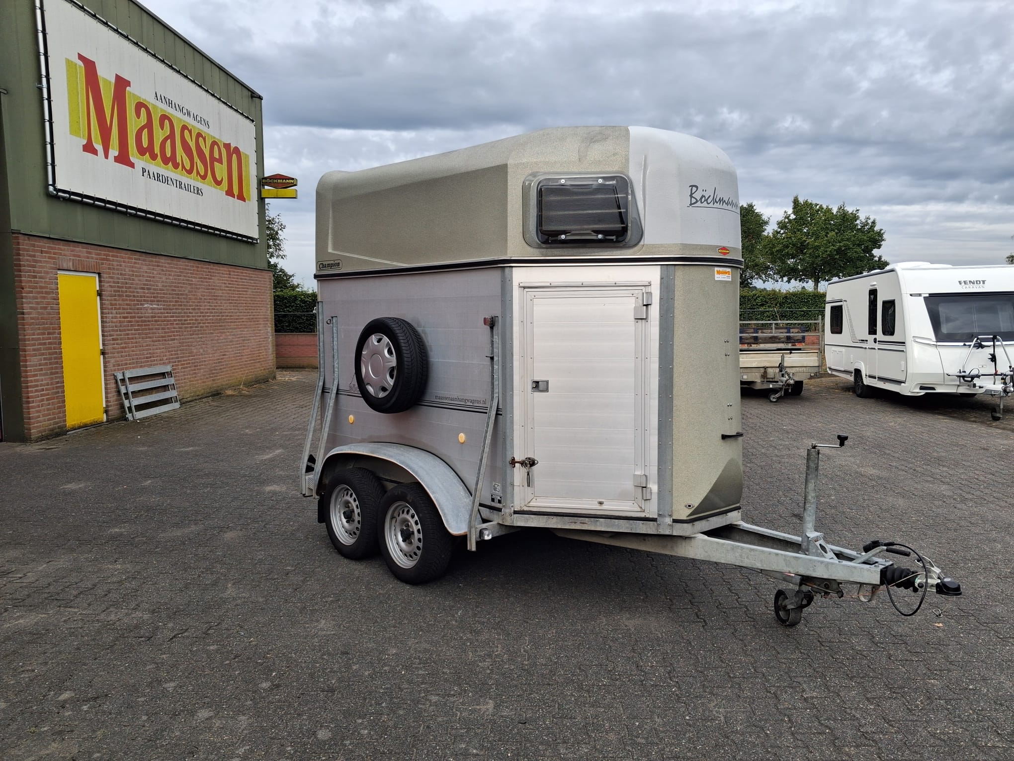 e067a508-cf0f-4a60-b025-420e4c5b447c