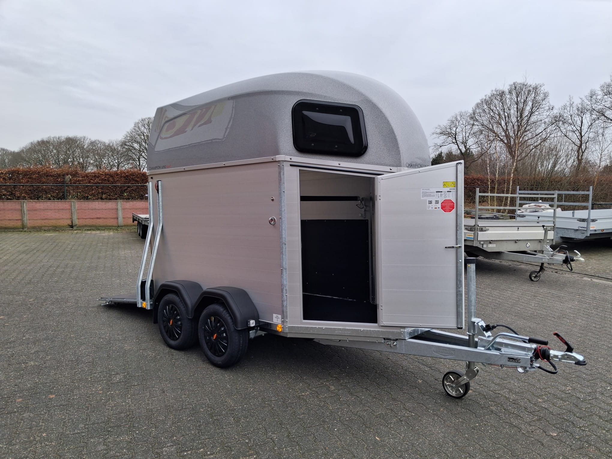 6ff72008-2d2d-4122-885b-a8ba5a68096a